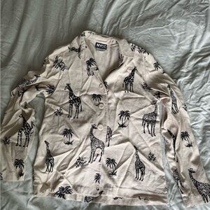 Vintage 2000s 90s Y2K NYCC Cream Giraffe Print Shirt Size Small